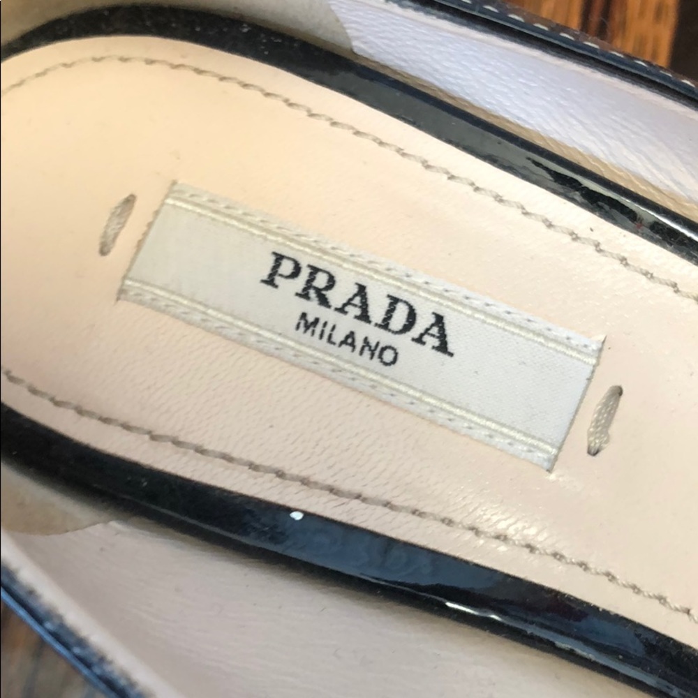 Prada heels - Picture 2 of 7